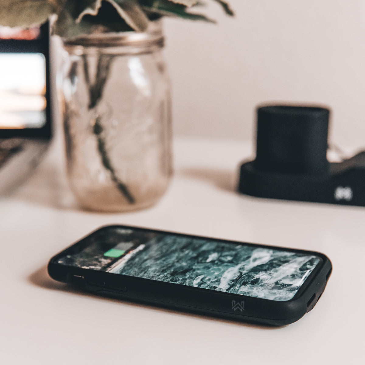 MagnetMount Battery Case